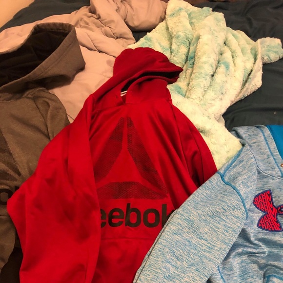 Sweater - Picture 1 of 1